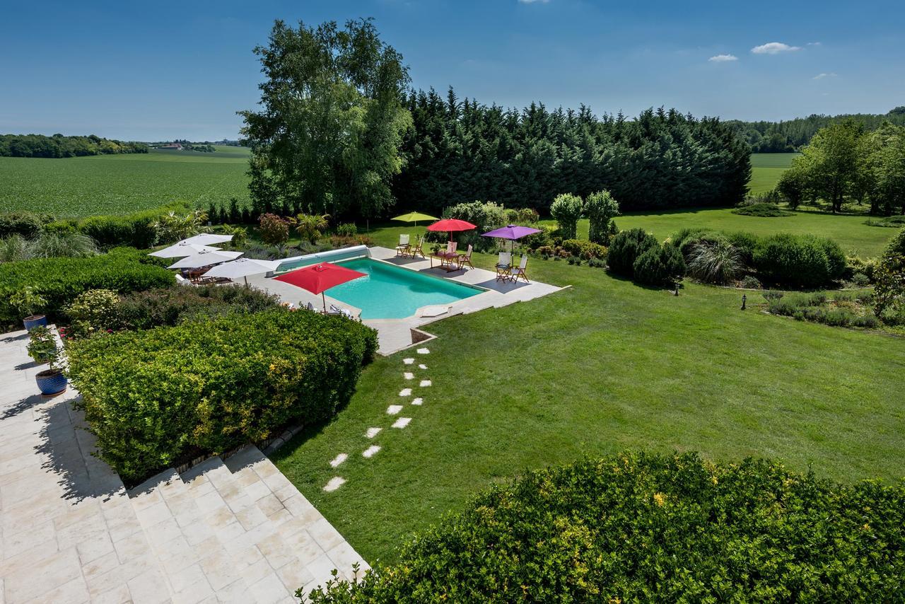 Domaine Du Bois Des Anges Bed & Breakfast Germigny-l'Eveque Exterior photo